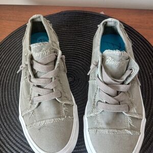 Blowfish Olive Canvas Frayed Lace-Up Sneakers